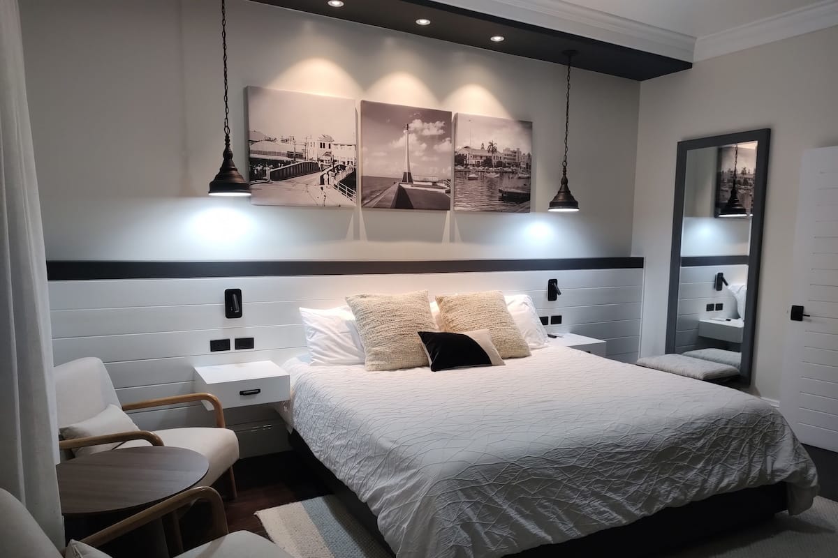 Superior Room, 1 King Bed, Balcony | 1 bedroom, hypo-allergenic bedding, down duvets, in-room safe