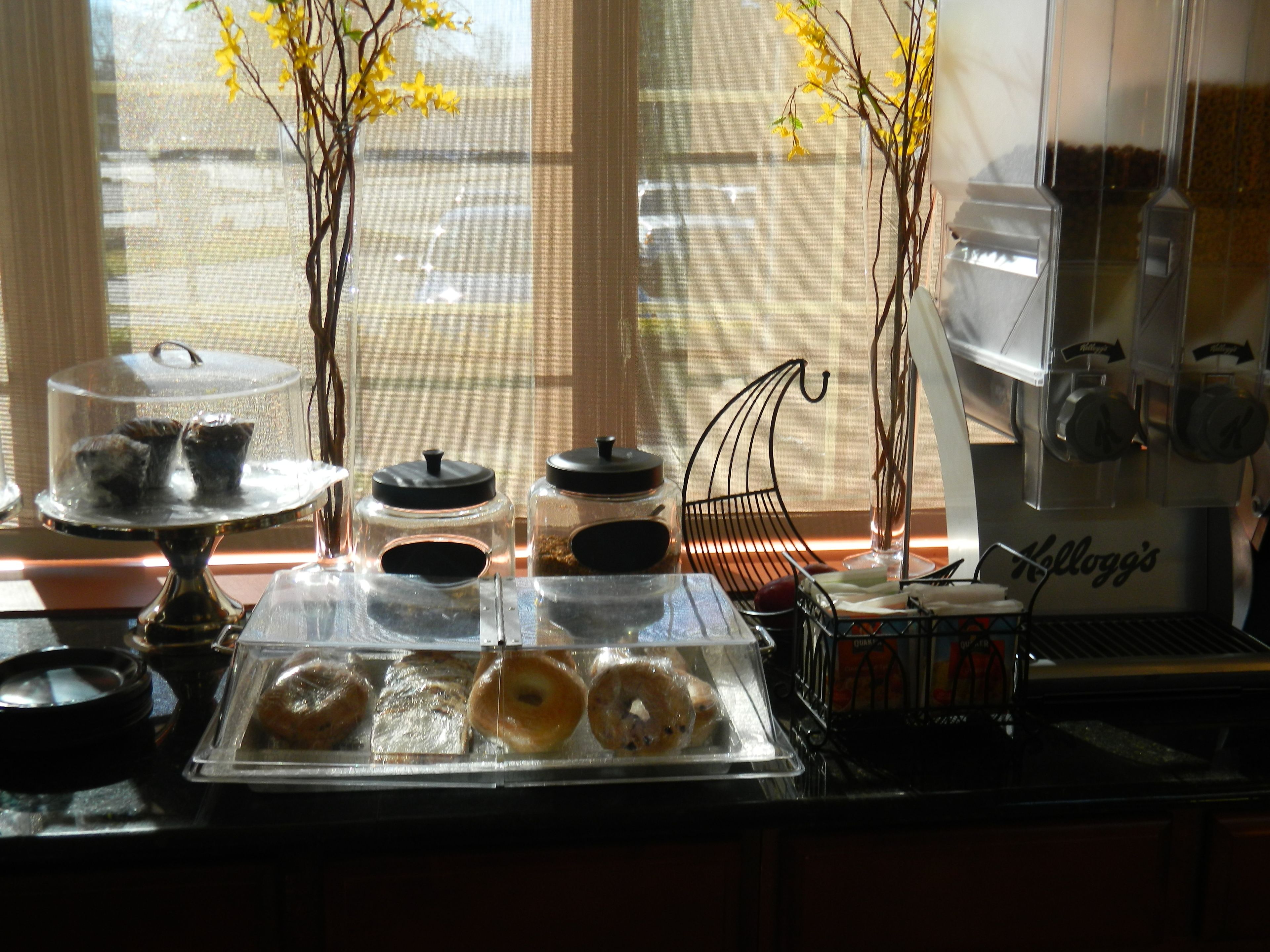 Free daily continental breakfast