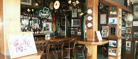 Bar (in der Unterkunft)