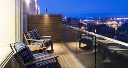 Hyatt Place Portland Downtown - Old Port Square