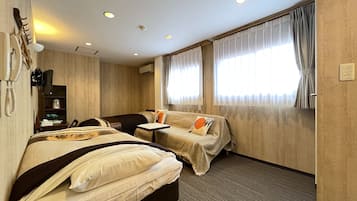 Twin Room, Non Smoking (Type C) | Desk, free WiFi