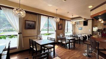 Cafe