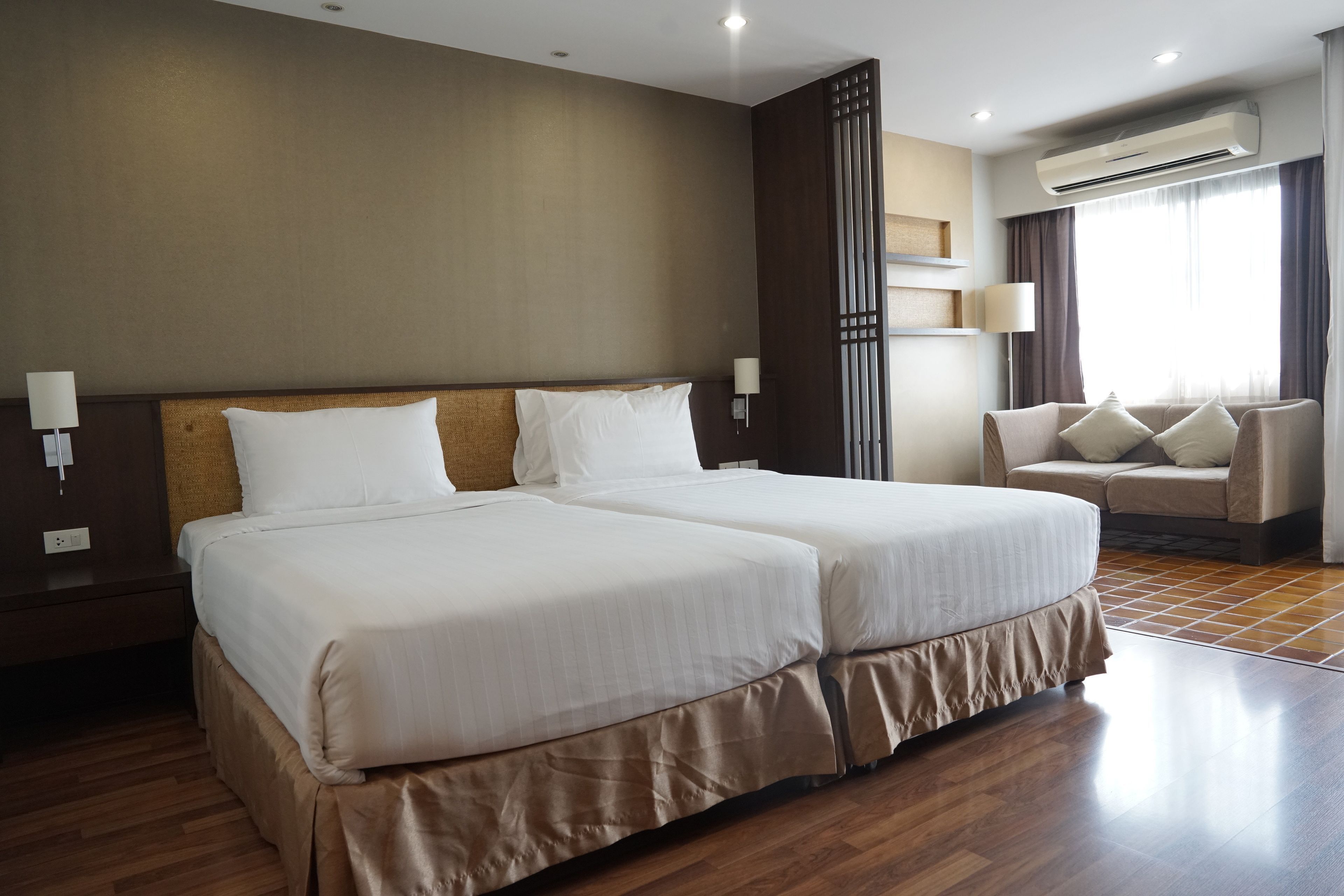 Minibar, in-room safe, desk, blackout curtains