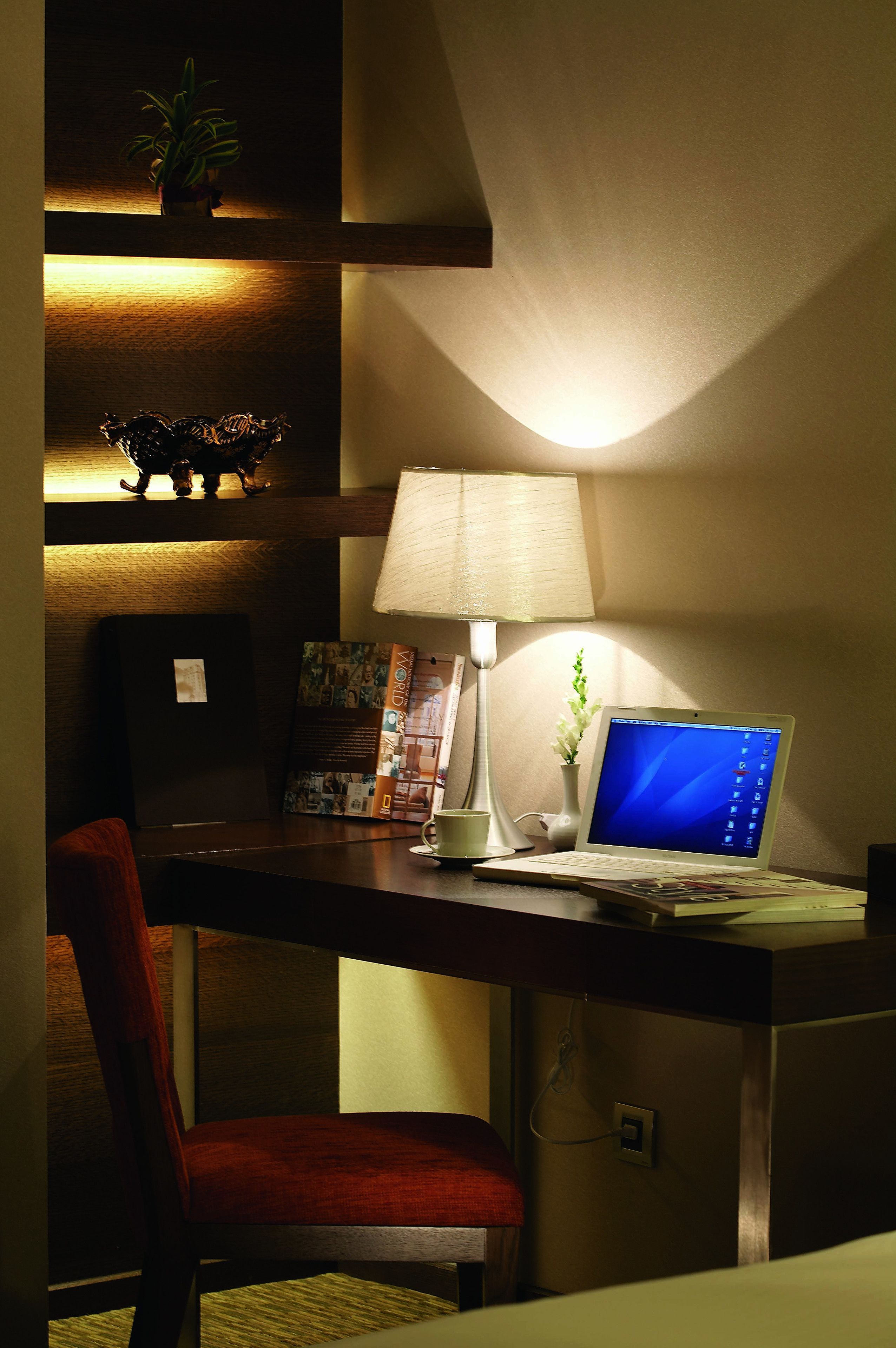elite suite | minibar, desk, soundproofing, free wifi