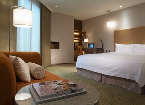 Elite-Suite | Minibar, Schreibtisch, schallisolierte Zimmer, kostenloses WLAN