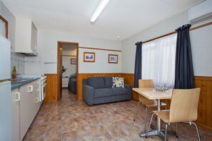 Superior Cabin, 1 Bedroom | 1 bedroom, iron/ironing board, free WiFi, bed sheets