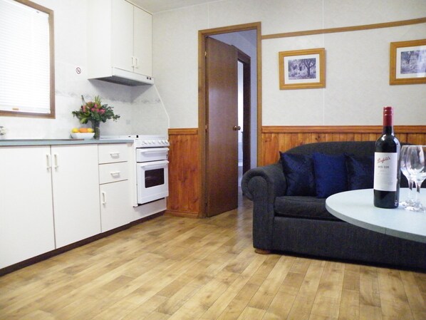 Superior Cabin, 1 Bedroom | 1 bedroom, iron/ironing board, free WiFi, bed sheets