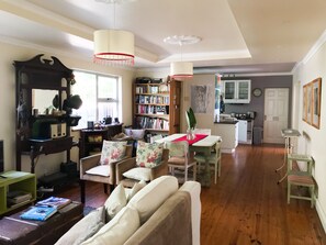 Living area - Bluebottle Guest House (Cape Town)