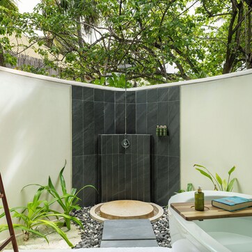 Duplex Pool Villa | Bathroom | Shower, free toiletries, hair dryer, bathrobes