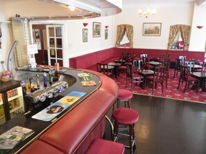 Bar (en el alojamiento)