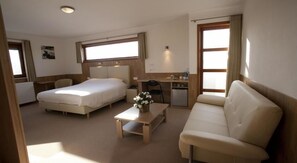 Phòng Suite | Minibar, bàn, truy cập Internet không dây miễn phí, bộ trải giường 