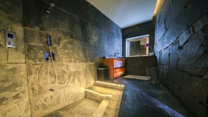 Suite | Dusj på badet