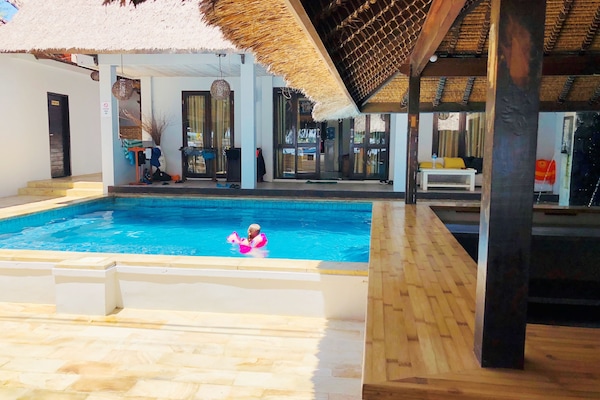 Villa, 3 Bedrooms | Children's pool | Outdoor pool, sun loungers