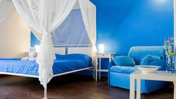 Premium bedding, minibar, individually decorated, individually furnished