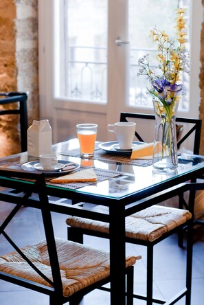 Petit déjeuner continental compris tous les jours