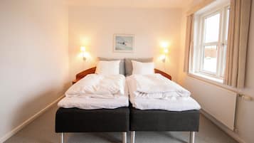 Allergitestet sengetøy, skrivebord og skrivebord for bærbar PC