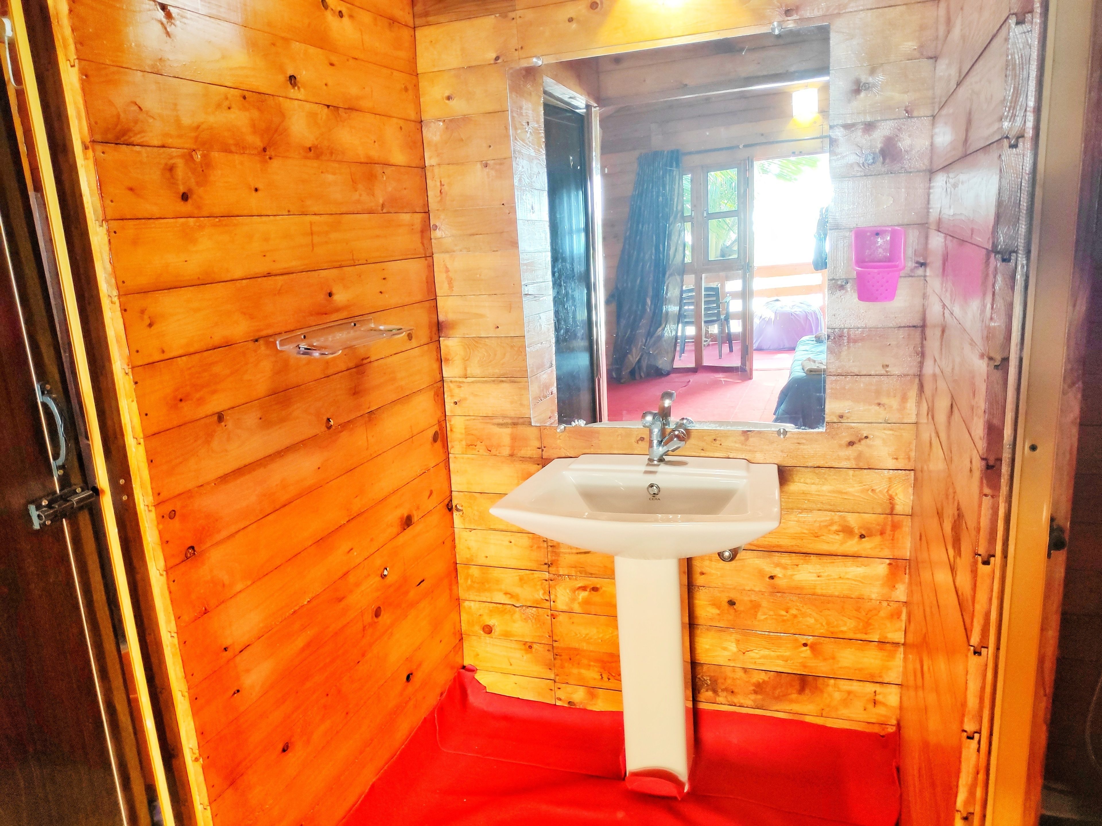 deluxe ac sea facing high rise hut | desk, iron/ironing board, rollaway beds, wifi