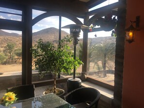 Daily buffet breakfast for a fee - Düsternbrook Safari Guest Farm (Windhoek)