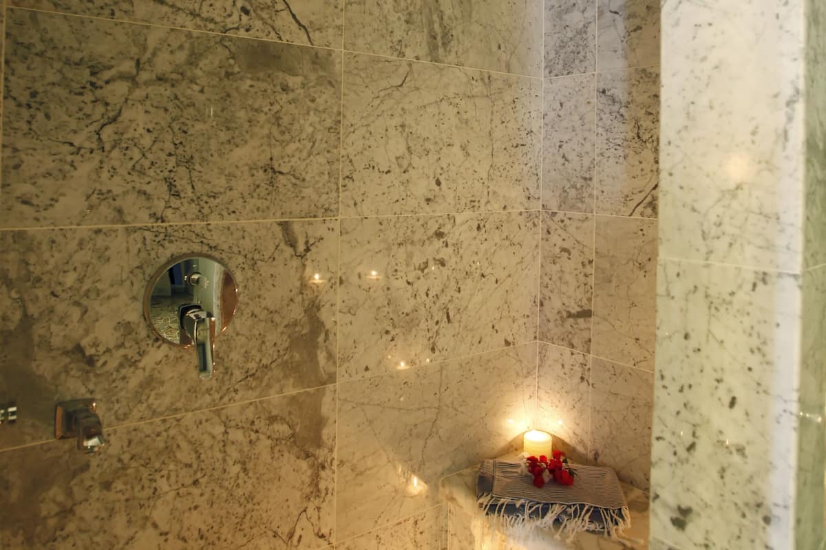 turkish bath/hammam, body treatments, body wraps, body scrubs, facials