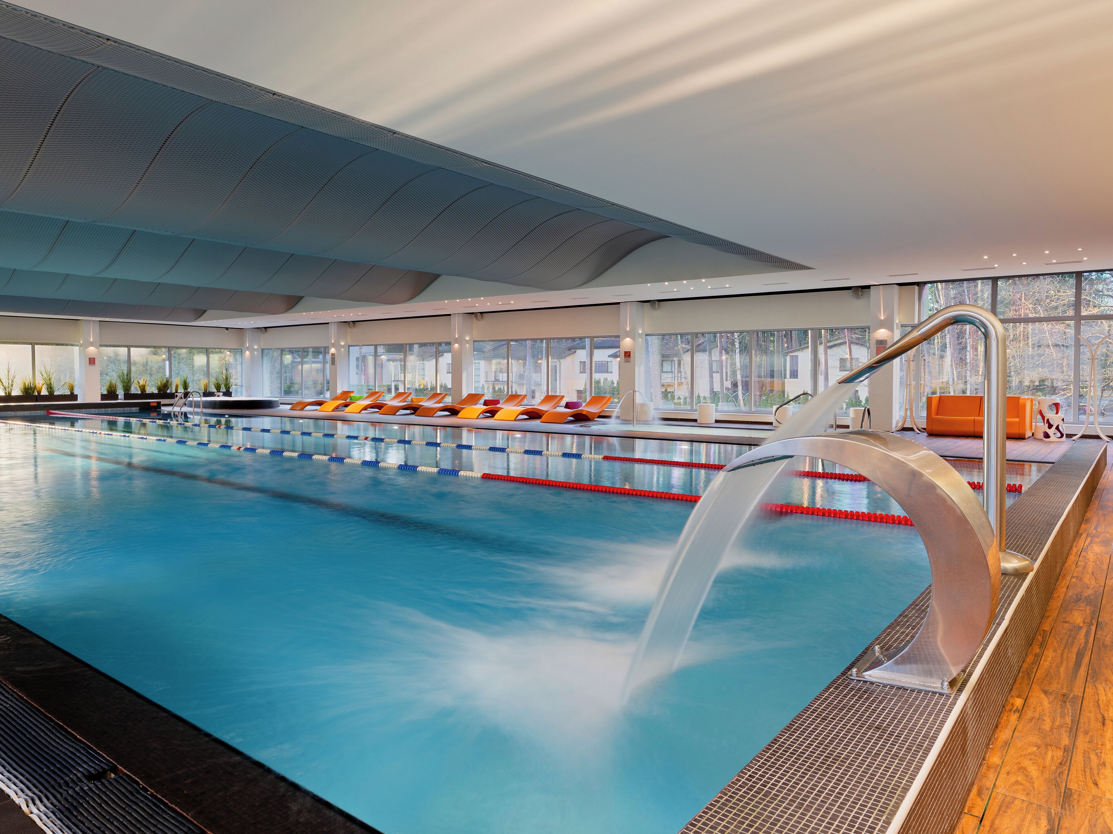 Indoor pool, seasonal outdoor pool, sun loungers