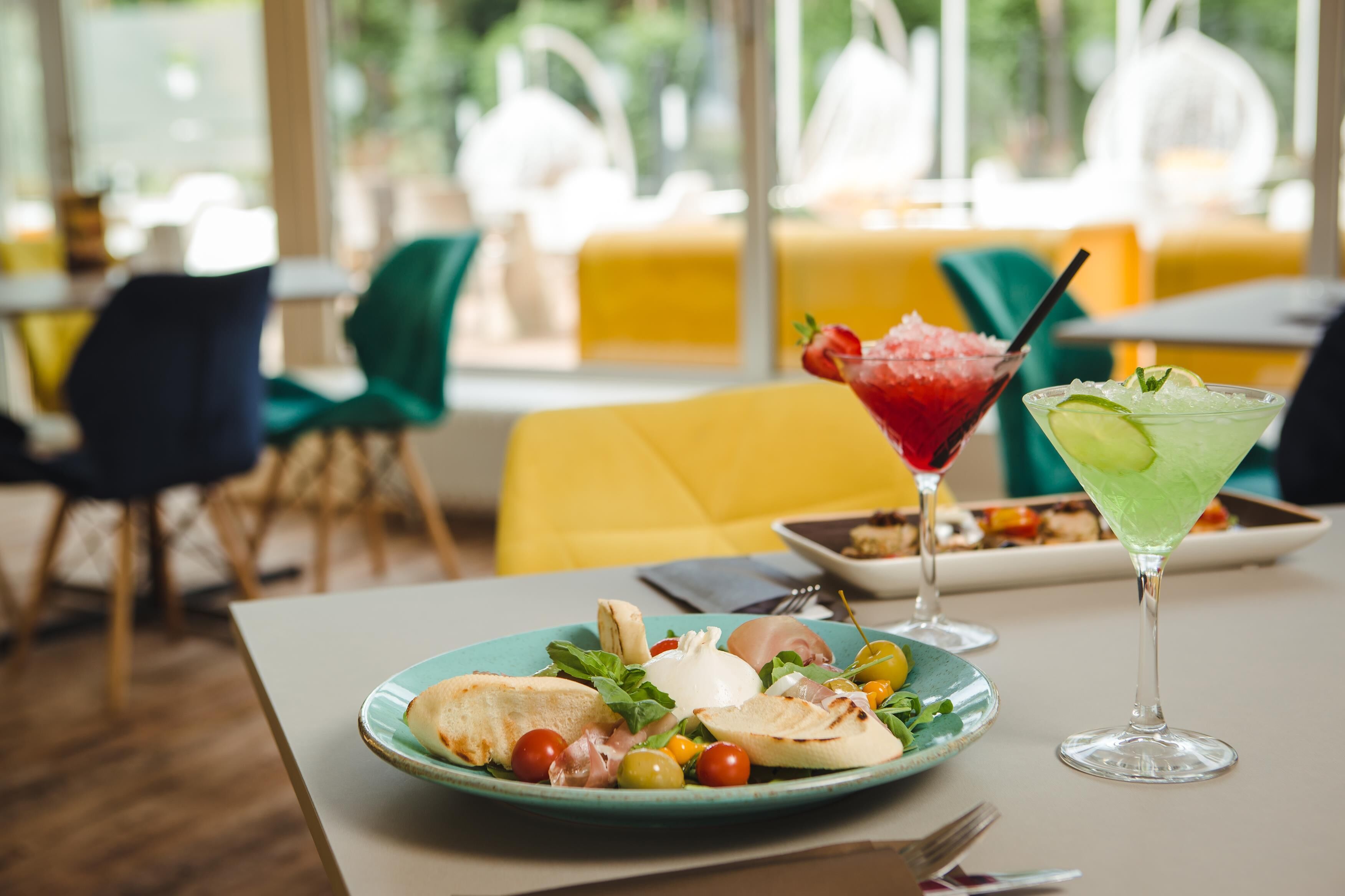 Aamiainen, lounas ja illallinen