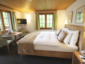 In-room safe, cots/infant beds, rollaway beds, free WiFi - Hotel Welschen Zermatt (Zermatt)