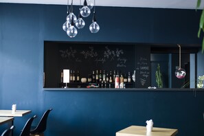 Bar (on property) - Mon Hôtel à Gap (Gap)