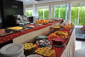 Breakfast area - Hotel Castilla (Punta del Este)