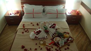 Premium bedding, minibar, in-room safe, soundproofing