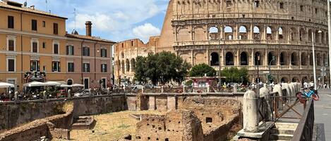 Facciata della struttura