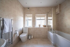 Bathroom - The Pride of Paddington (London)