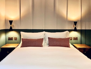 Room - The Pride of Paddington (London)