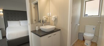 Middlemore Motel