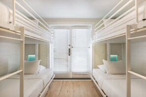 Decoración personalizada, muebles diferentes y insonorización 