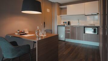 Loft, 1 Queen-Bett (Single Use) | Eigene KĂŒche