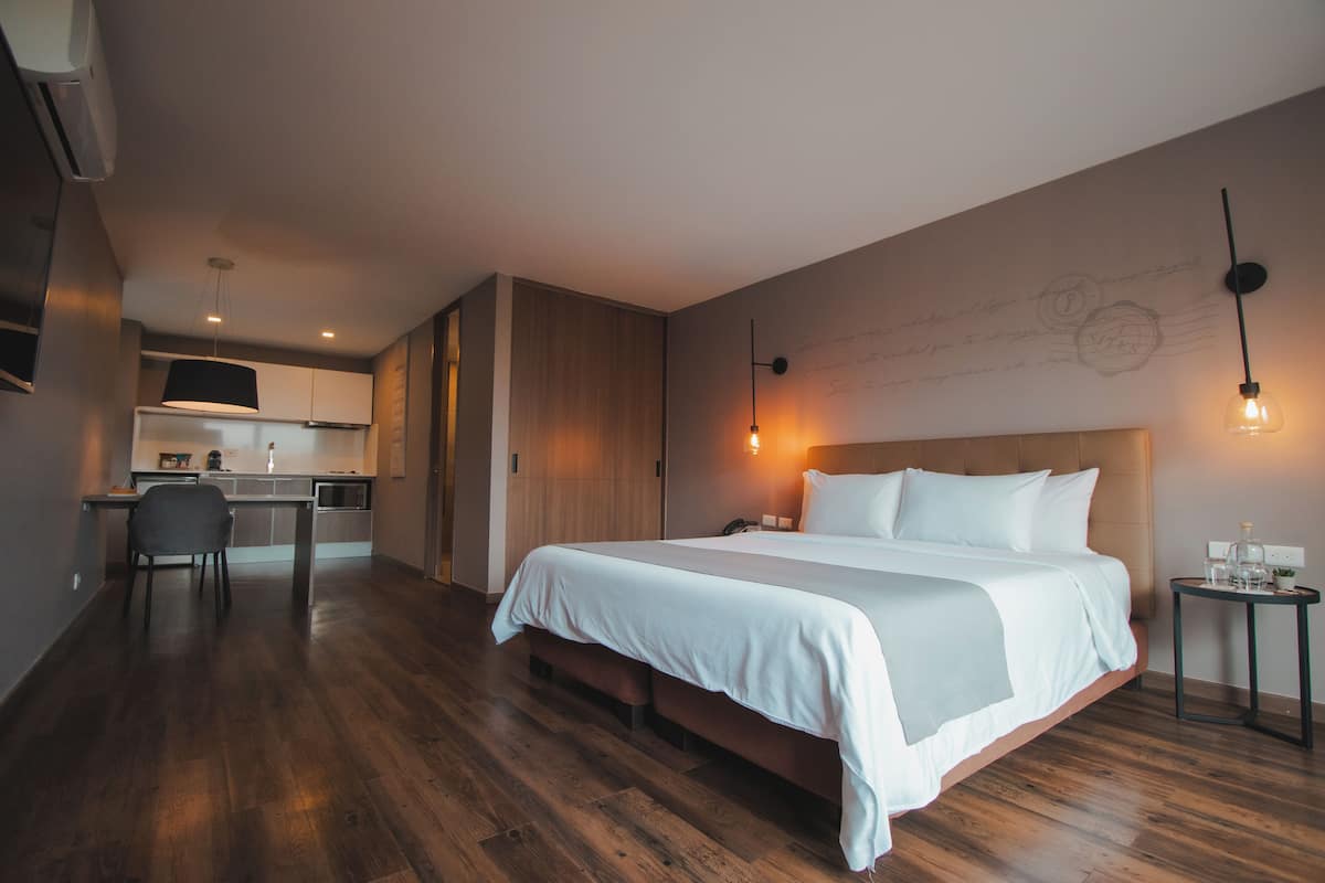 1 habitación, minibar, caja de seguridad en la habitación y escritorio