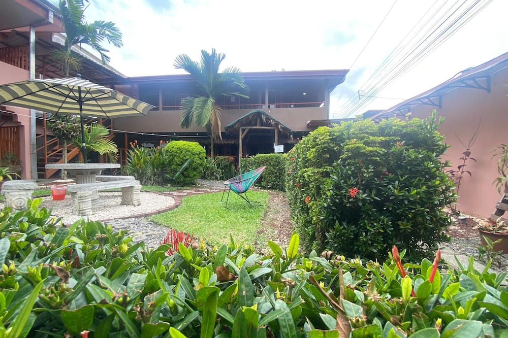 Hostel La Choza Inn