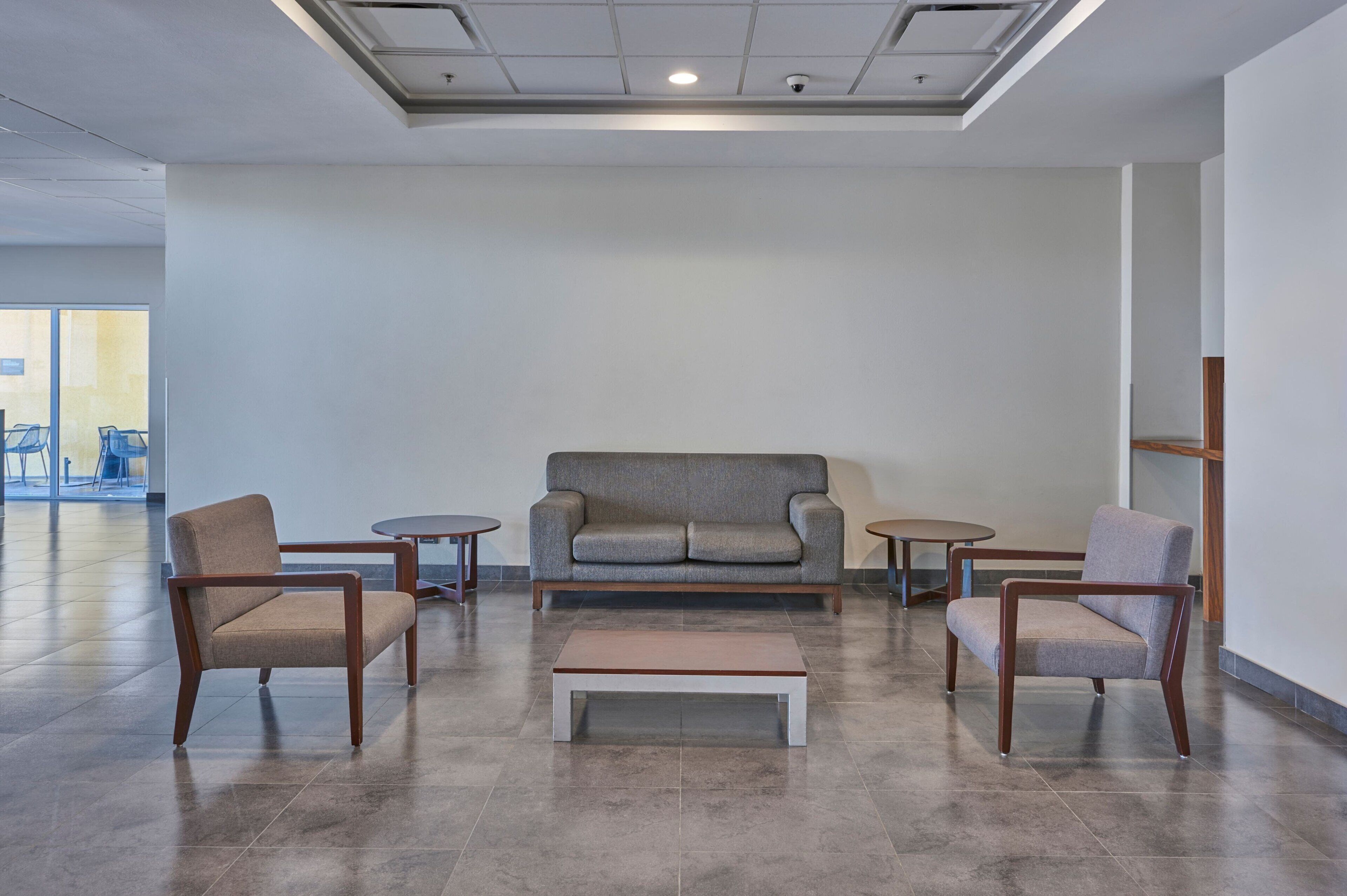 32-inch led tv with cable channels, tv