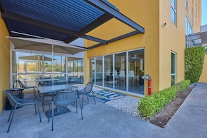 Terassi/patio