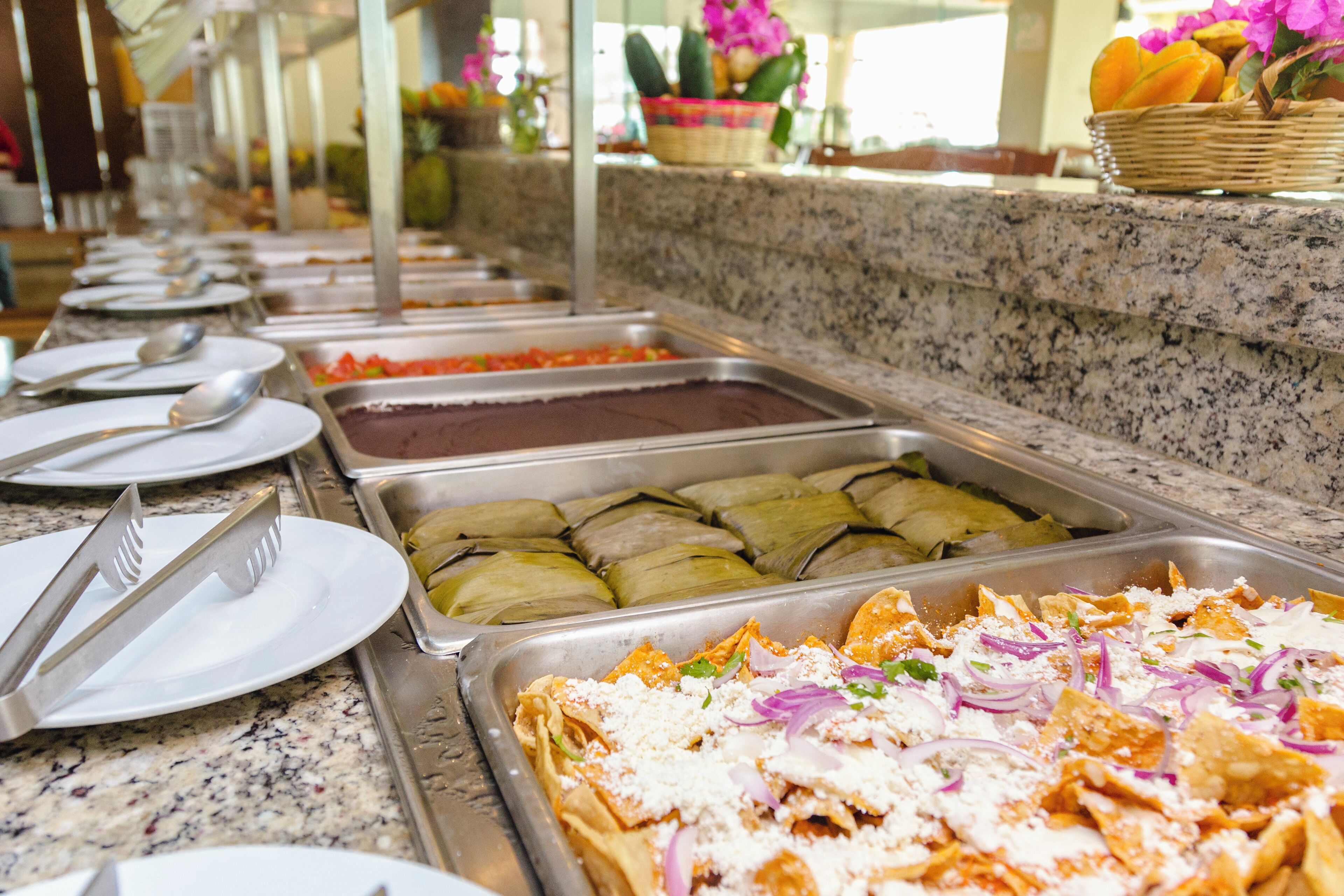 Petit déjeuner buffet (270 MXN par personne)