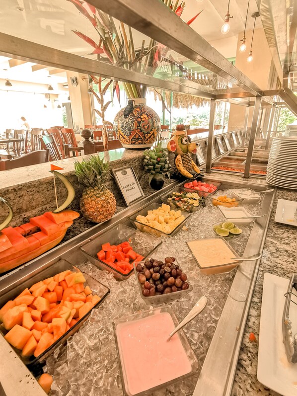 Dagelijks ontbijtbuffet (MXN 270 per persoon)