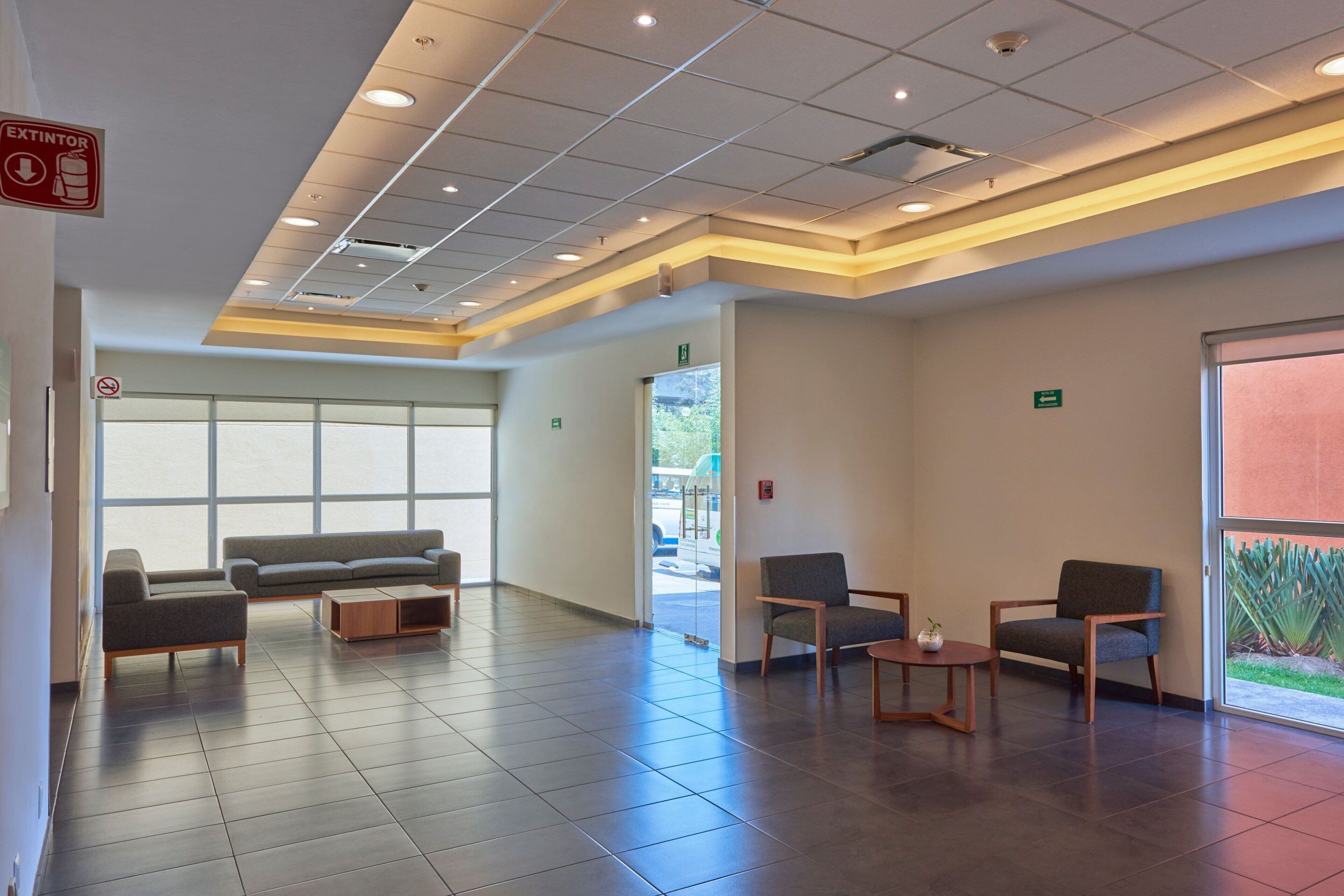 32-inch led tv with cable channels, tv