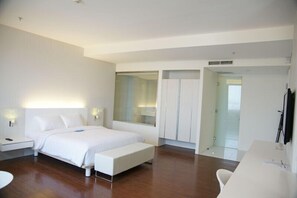 Property entrance - Hotel Everbright Ambon (Ambon)