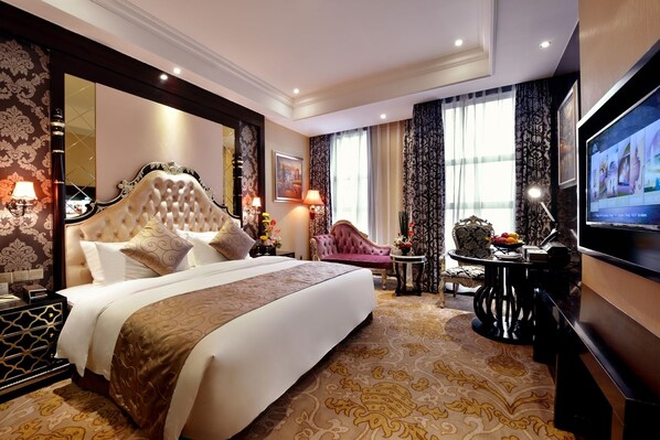 Executive Room | Minibar, in-room safe, desk - Sofis Jinyuan Hotel (Chengdu)