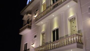 Front of property – evening/night
