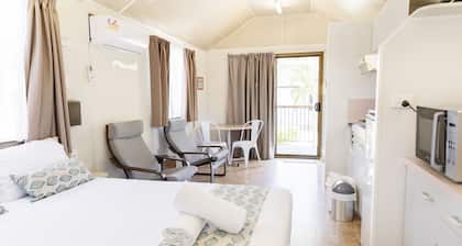 Palm View Holiday Apartments