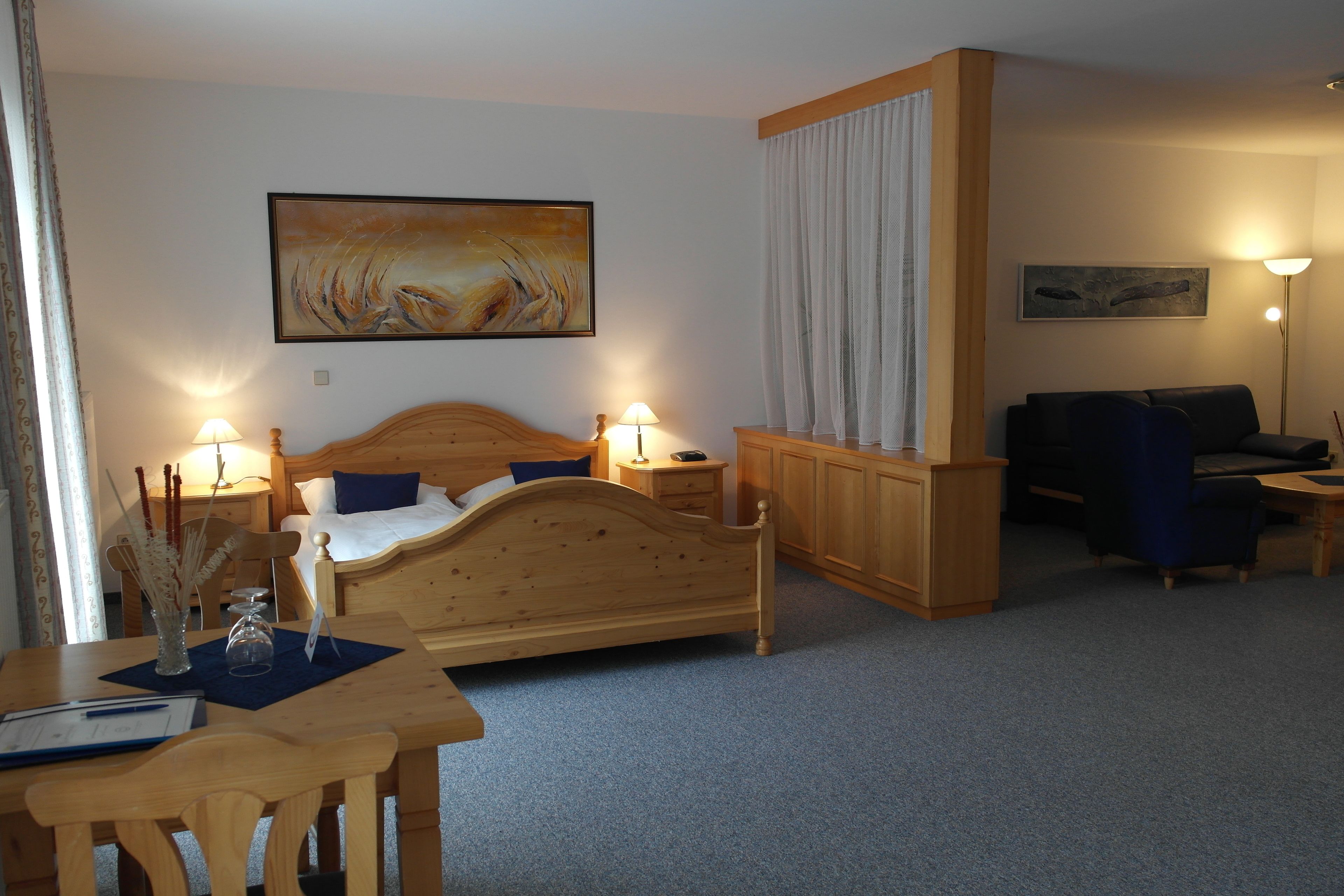 suite | minibar, in-room safe, blackout curtains, soundproofing