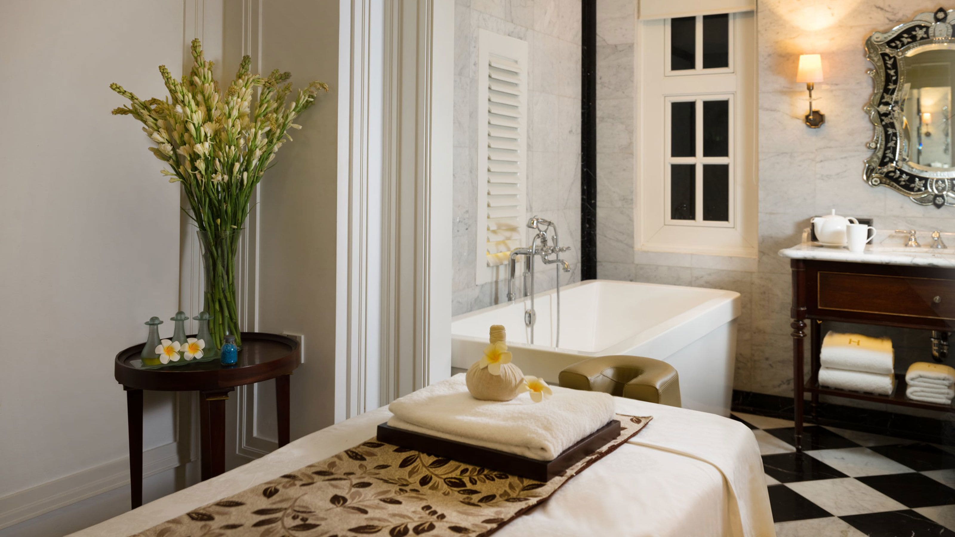 body treatments, aromatherapy, reflexology, massage/treatment rooms