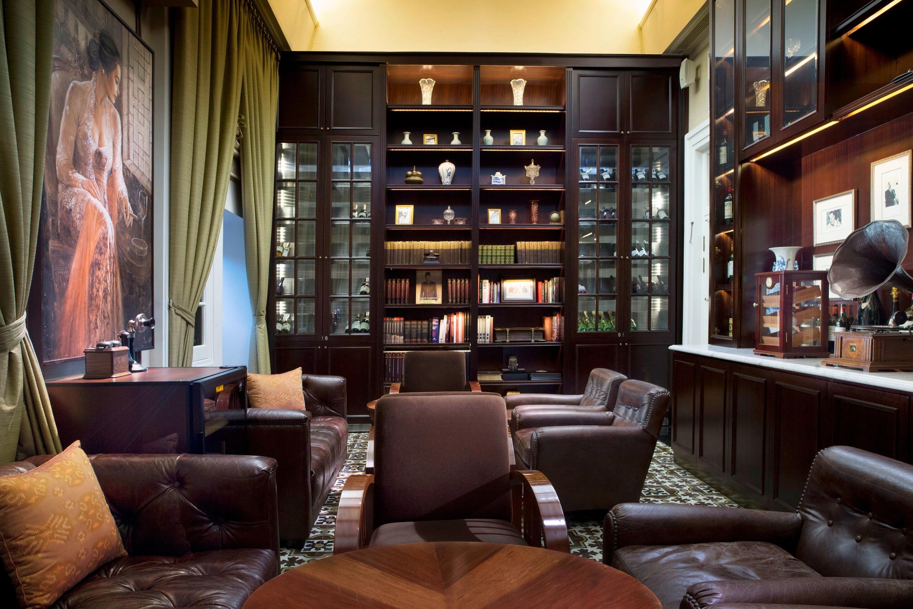 4 restaurants, breakfast, lunch, dinner served; french cuisine