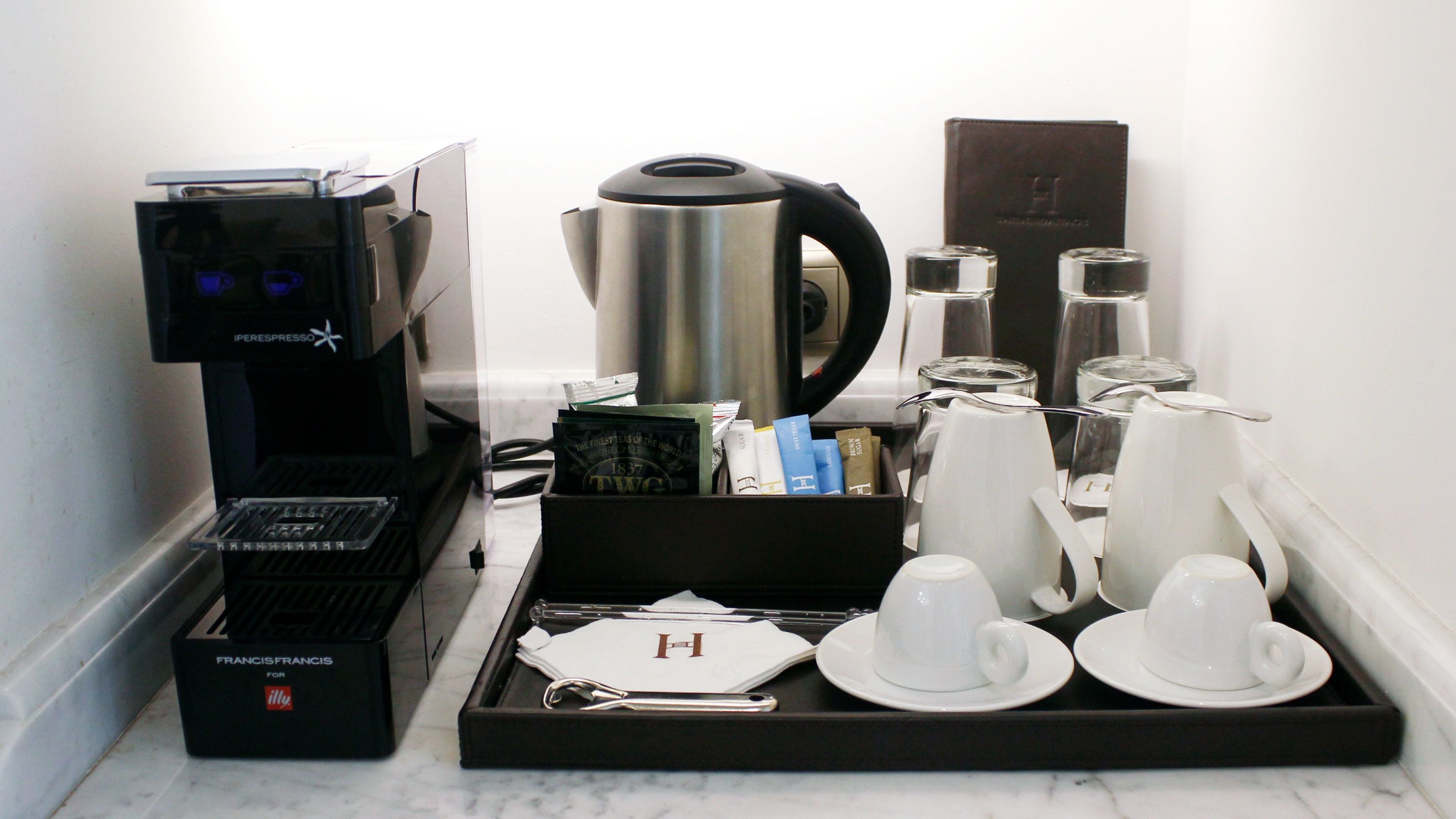 1 bedroom, premium bedding, pillow-top beds, in-room safe